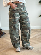 Dam Cargo-Jeans med Kamouflage | Stretch i Midjan & Normal Passform | Cargo-Byxor för Vardag & Avslappnade Outfits | Olsson