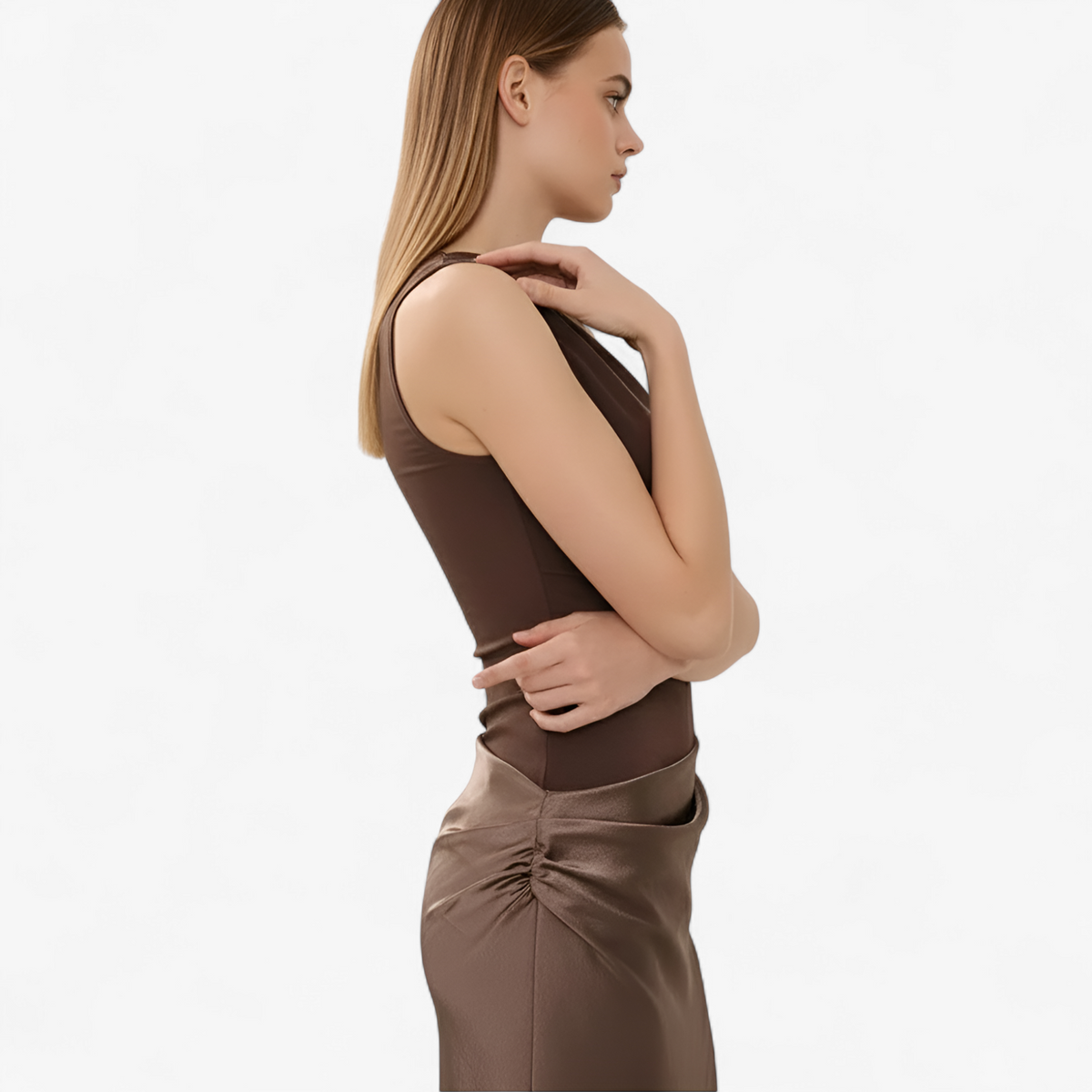 Dam Maxiklänning i Satin | Asymmetrisk Enaxeldesign & Öppen Rygg | Ärmlös Bodycon-Klänning för Fester & Aftonevenemang | Olsson