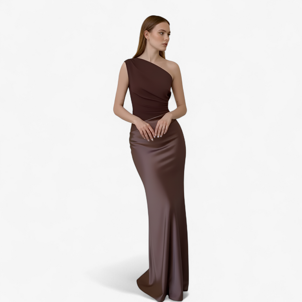 Dam Maxiklänning i Satin | Asymmetrisk Enaxeldesign & Öppen Rygg | Ärmlös Bodycon-Klänning för Fester & Aftonevenemang | Olsson