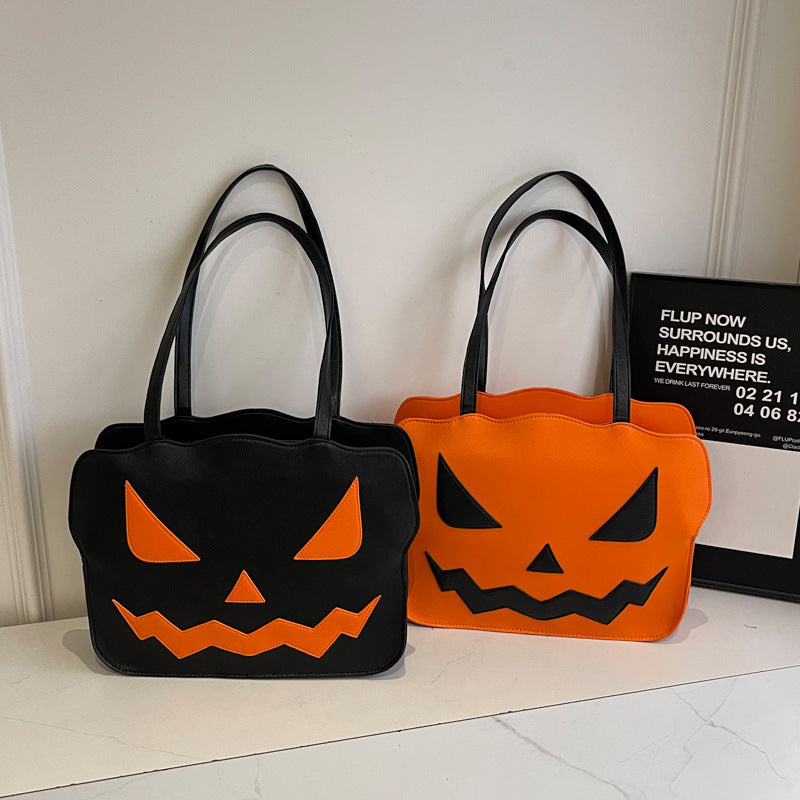 Halloween Messenger-Väska i PU | Kompakt Fyrkantig Väska med Pumpadesign | Förvaring för Vardagsbruk & Halloween | Olsson