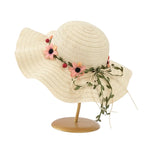 Stråhatt i Raffia – Solhatt Med Blommig Kant Och Band
